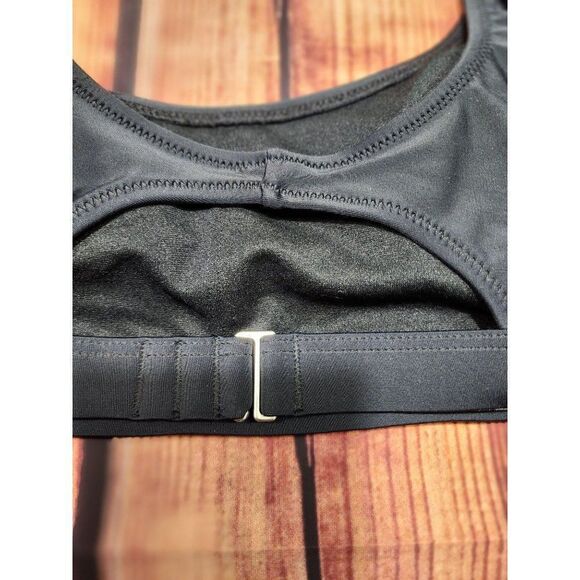 NWT Black Old Navy Sports Bra, Medium - Picture 3 of 7